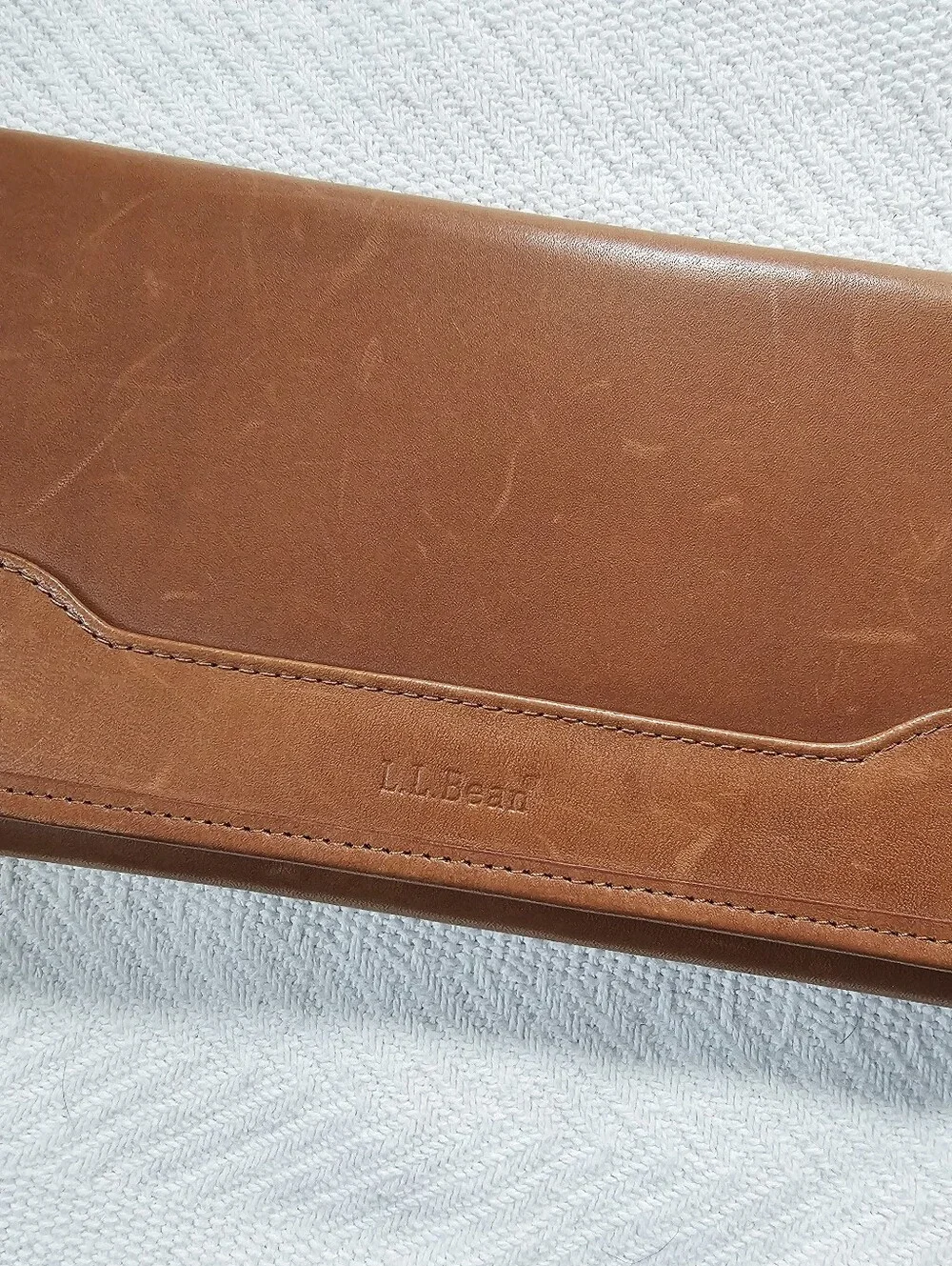 LL Bean | Vintage Cognac Brown Leather Tri Fold Passport Unisex Wallet EUC